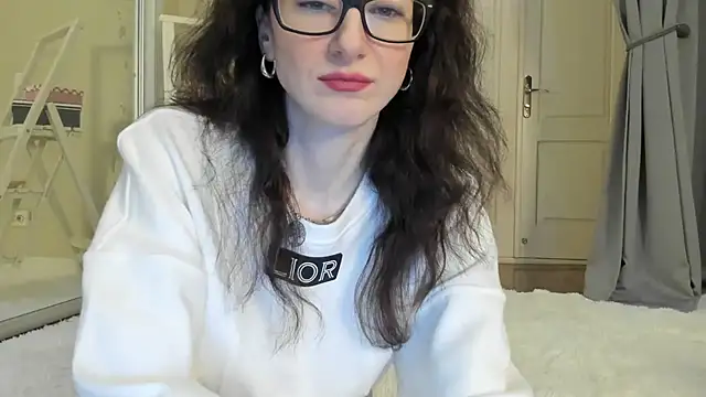 Baby Jewel online show from March 7, 2025, 11:07 am