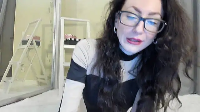 Baby Jewel online show from October 25, 2025, 10:12 am