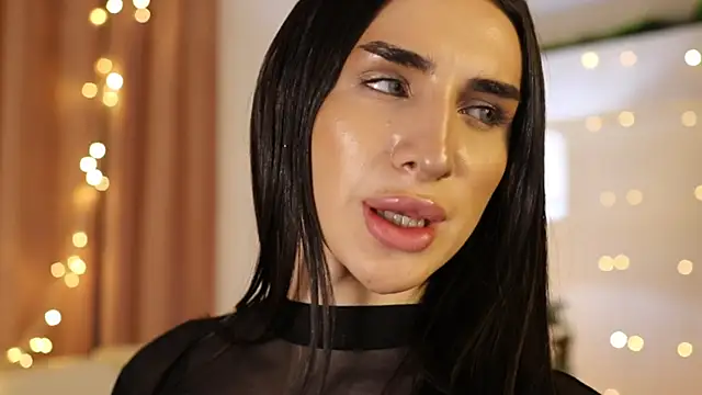 Kim Oberlin  online show from January 7, 2025, 2:30 pm