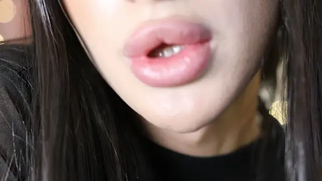 Kim Oberlin  online show from January 31, 2025, 11:35 am