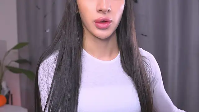 Kim Oberlin  online show from October 25, 2025, 11:07 am