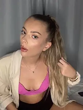 BabyGee online show from February 18, 2025, 8:03 pm