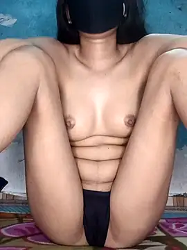 Lunaxx001 online show from March 23, 2026, 10:19 am