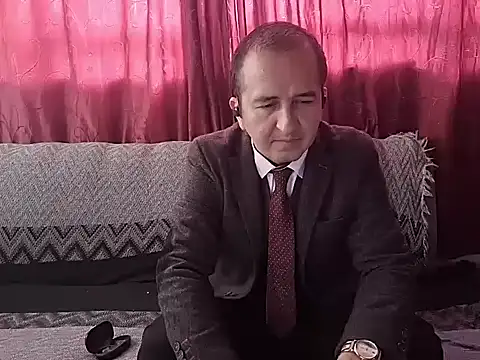 yazforeSolo online show from October 1, 2025, 2:23 pm