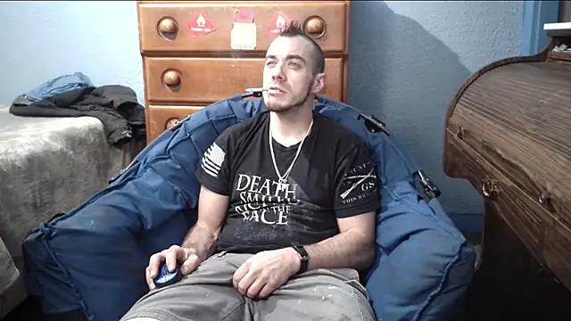 Snapshot of ScubaStevex chatting on December 6, 2024, 10:49 am ScubaStevex online show from December 6, 2024, 10:49 am