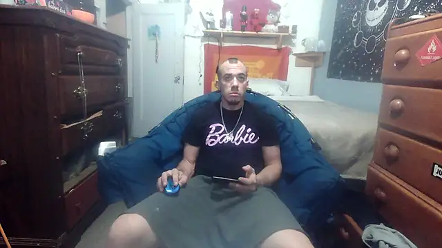 Snapshot of ScubaStevex chatting on December 12, 2024, 7:41 am ScubaStevex online show from December 12, 2024, 7:41 am