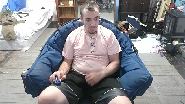 Snapshot of ScubaStevex chatting on March 20, 2025, 6:08 am ScubaStevex online show from March 20, 2025, 6:08 am