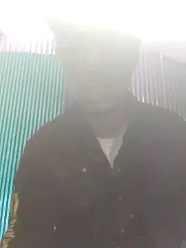 Snapshot of cutetaraaarhjn chatting on December 12, 2024, 5:10 am cutetaraaarhjn online show from December 12, 2024, 5:10 am