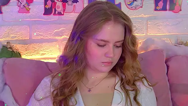 SelinSwarovski online show from November 1, 2025, 6:10 pm