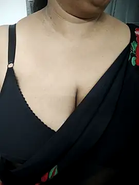Cute Bellaa online show from September 21, 2025, 6:26 am