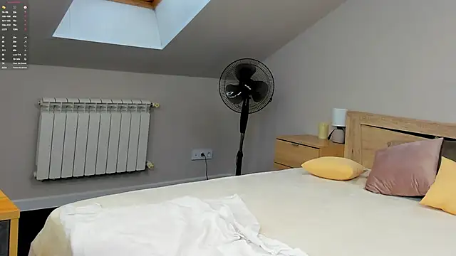 Lillian White online show from March 9, 2025, 11:14 am