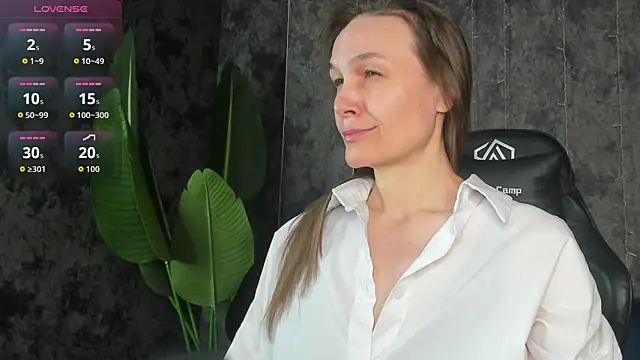 Lillian White online show from March 28, 2026, 1:05 am