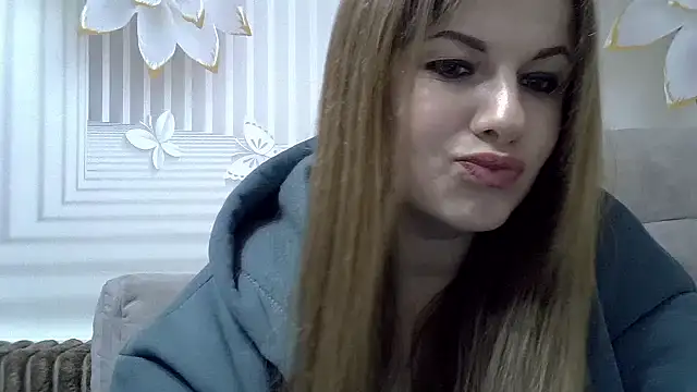 Snapshot of TinaFun4u chatting on January 22, 2025, 10:48 pm TinaFun4u online show from January 22, 2025, 10:48 pm