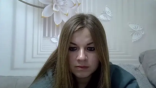 Snapshot of TinaFun4u chatting on February 7, 2025, 8:42 pm TinaFun4u online show from February 7, 2025, 8:42 pm