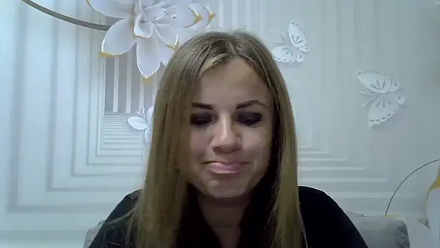 Snapshot of TinaFun4u chatting on September 30, 2025, 7:52 pm TinaFun4u online show from September 30, 2025, 7:52 pm