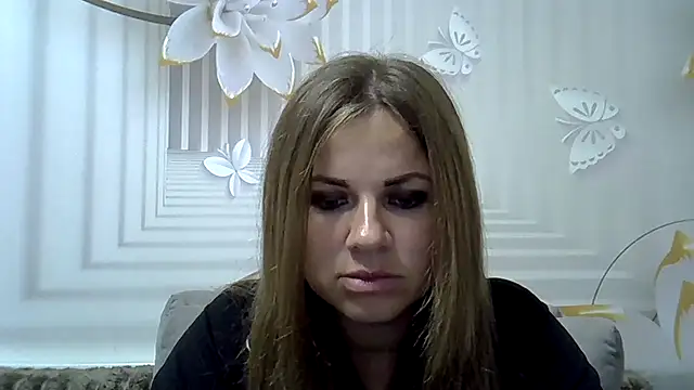 Snapshot of TinaFun4u chatting on October 3, 2025, 8:28 pm TinaFun4u online show from October 3, 2025, 8:28 pm