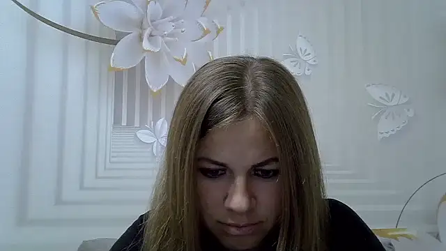 Snapshot of TinaFun4u chatting on October 8, 2025, 7:33 pm TinaFun4u online show from October 8, 2025, 7:33 pm