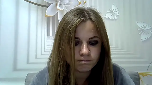 Snapshot of TinaFun4u chatting on October 28, 2025, 8:22 pm TinaFun4u online show from October 28, 2025, 8:22 pm