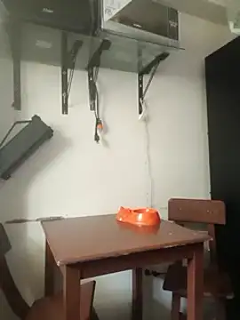 Snapshot of hairyserious chatting on December 6, 2024, 1:55 pm hairyserious online show from December 6, 2024, 1:55 pm