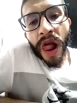 Snapshot of hairyserious chatting on December 31, 2024, 3:55 am hairyserious online show from December 31, 2024, 3:55 am