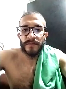 Snapshot of hairyserious chatting on January 16, 2025, 3:45 am hairyserious online show from January 16, 2025, 3:45 am