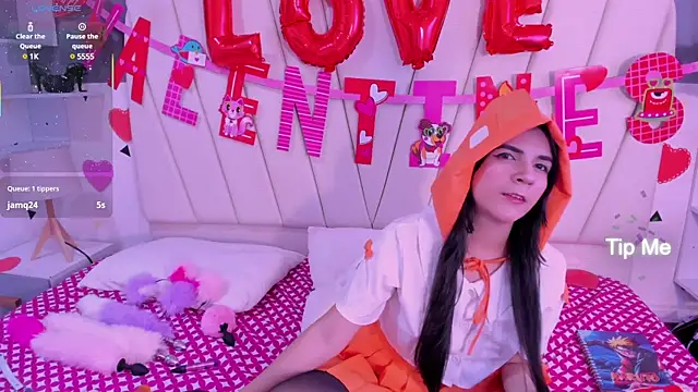 MorganitaX online show from February 15, 2025, 3:39 pm