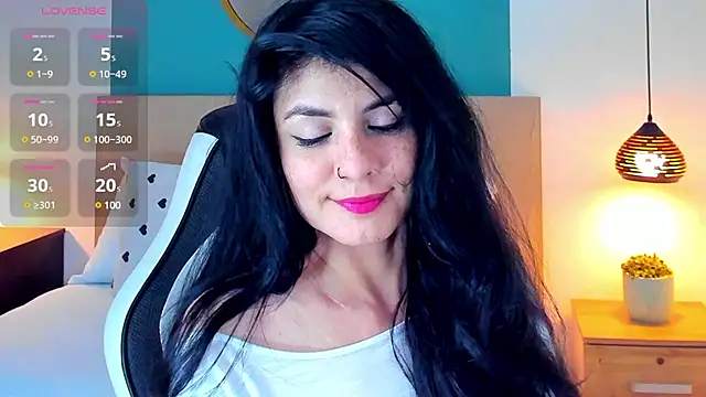 elissa iris online show from March 11, 2025, 8:09 am