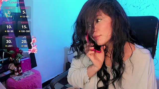 Snapshot of elissa_iris chatting on July 3, 2026, 2:29 am elissa iris online show from July 3, 2026, 2:29 am