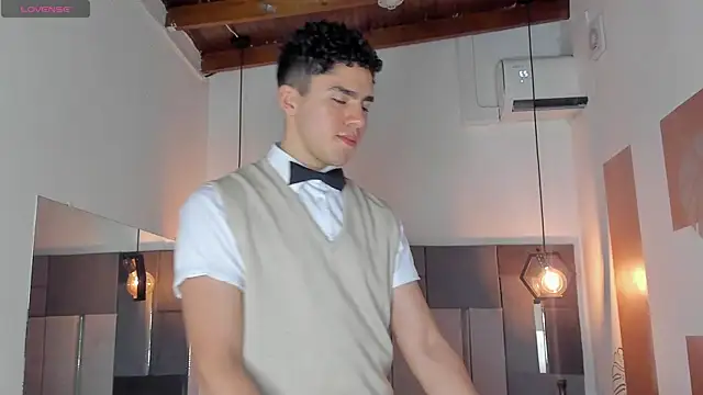 LiamNovak online show from February 27, 2026, 12:05 pm