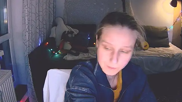 KatiKate online show from December 13, 2024, 5:21 pm