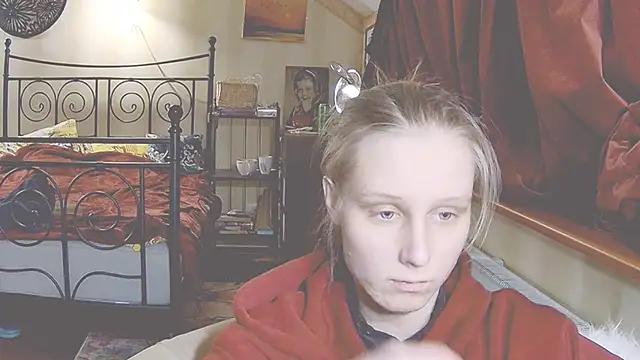 KatiKate online show from January 17, 2025, 5:30 pm