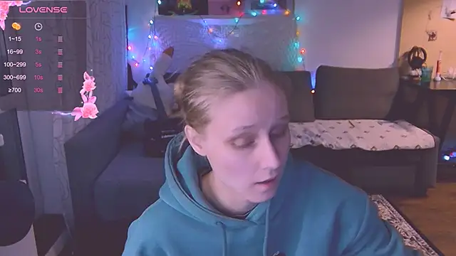 KatiKate online show from March 6, 2025, 6:16 pm