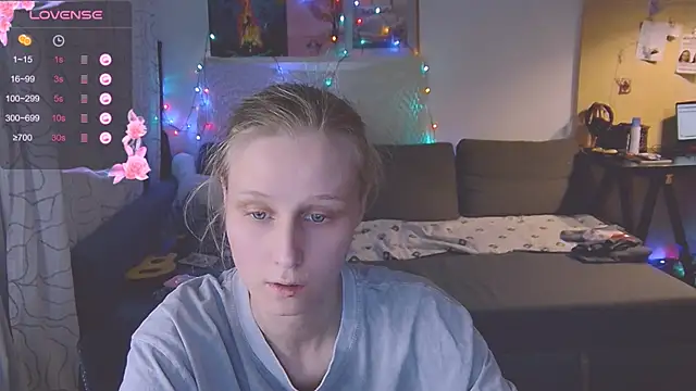 KatiKate online show from March 7, 2025, 10:43 pm