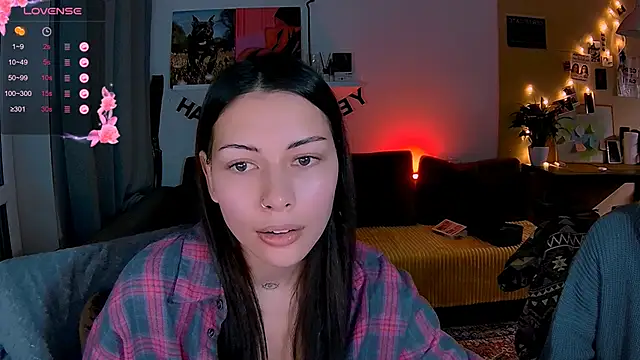 KatiKate online show from November 16, 2025, 3:39 pm