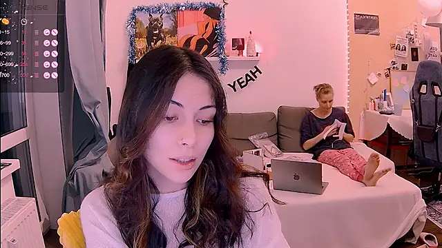 KatiKate online show from January 9, 2026, 4:43 pm