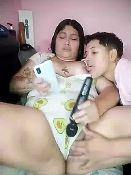 Snapshot of Marilin_Jessie chatting on January 30, 2025, 10:41 pm Marilin Jessie online show from January 30, 2025, 10:41 pm