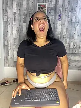 Violetrousse online show from March 26, 2026, 1:22 am