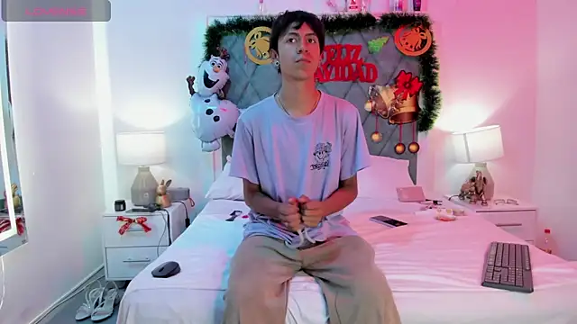 Snapshot of Katherin_jupiter chatting on December 26, 2024, 7:27 pm Katherin jupiter online show from December 26, 2024, 7:27 pm