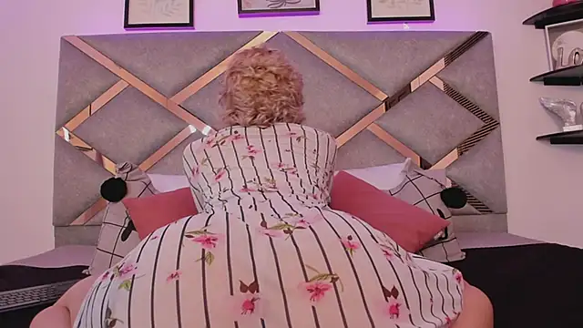 Snapshot of marian_pinzon chatting on February 7, 2025, 2:40 am marian pinzon online show from February 7, 2025, 2:40 am