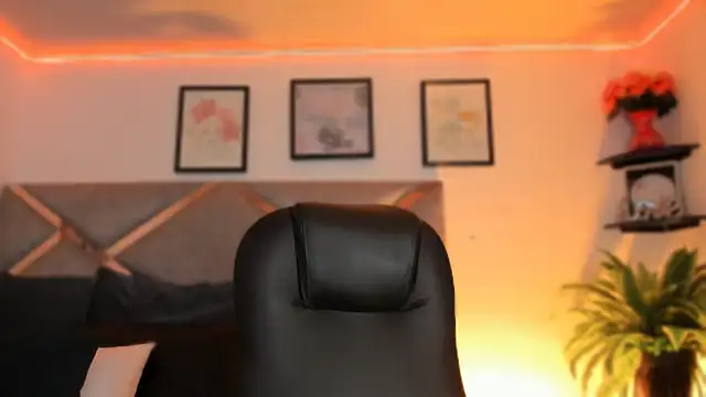 marian pinzon online show from April 18, 2026, 7:40 pm