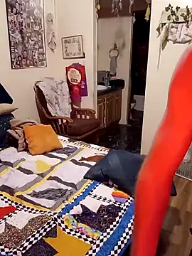 Snapshot of Freshbunz chatting on October 20, 2025, 8:04 am Freshbunz online show from October 20, 2025, 8:04 am