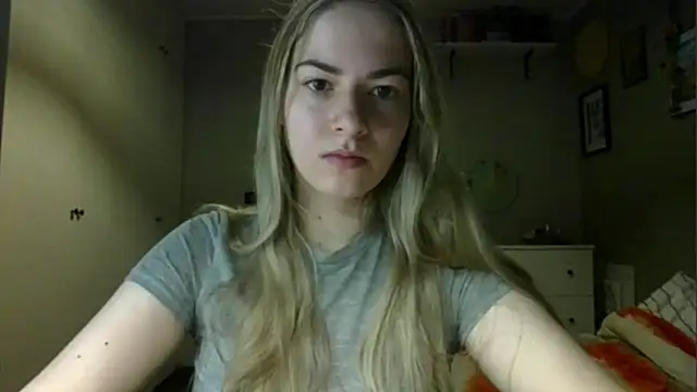 Snapshot of ROSIEx_sweet chatting on December 22, 2025, 8:11 am ROSIEx sweet online show from December 22, 2025, 8:11 am