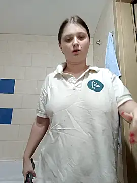 Snapshot of kila_lo chatting on February 8, 2025, 2:04 am kila lo online show from February 8, 2025, 2:04 am