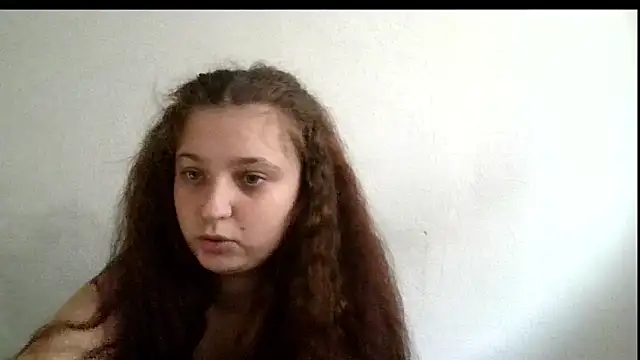 Snapshot of kila_lo chatting on November 23, 2025, 12:49 pm kila lo online show from November 23, 2025, 12:49 pm