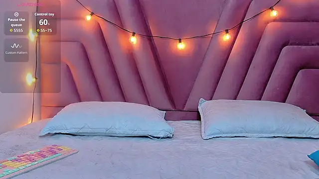 hornybarelylegalgirl online show from October 27, 2025, 12:42 pm