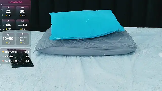 hornybarelylegalgirl online show from March 2, 2026, 12:24 am