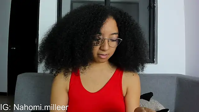 Snapshot of NAHOMI_MILLER chatting on December 21, 2025, 11:12 pm NAHOMI MILLER online show from December 21, 2025, 11:12 pm