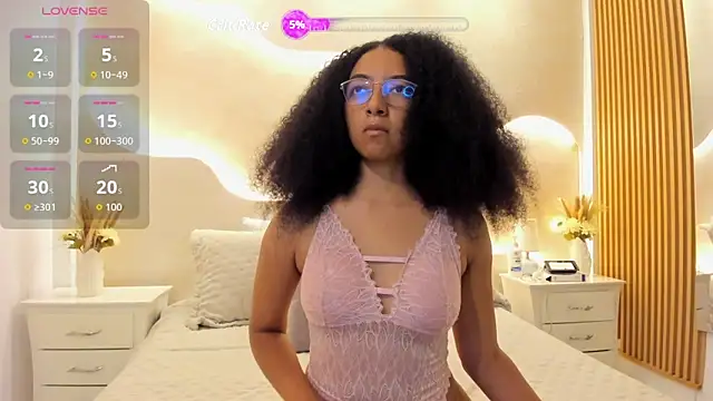 Snapshot of NAHOMI_MILLER chatting on February 3, 2026, 2:22 pm NAHOMI MILLER online show from February 3, 2026, 2:22 pm