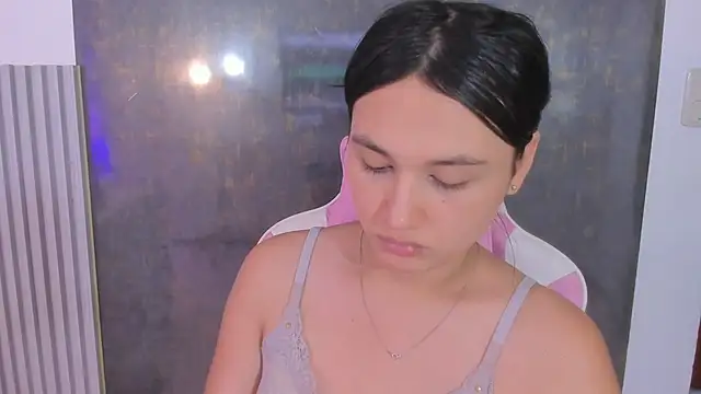 lana boomer online show from April 24, 2026, 8:22 pm
