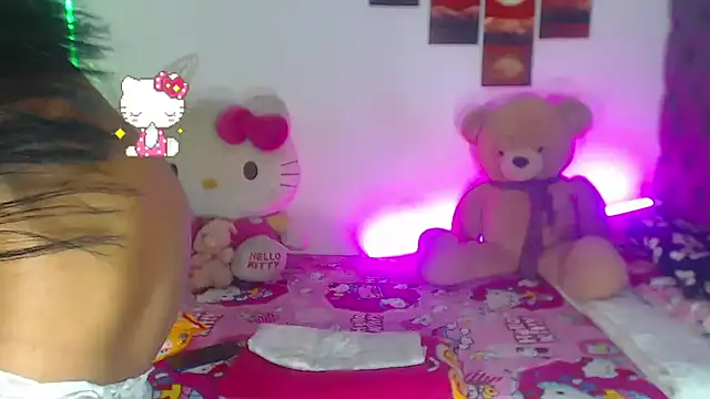 lucianadolll online show from January 12, 2026, 2:50 am